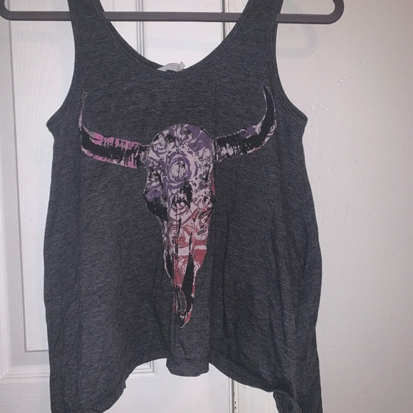 Kira gray BoHo crop top - Picture 2 of 3